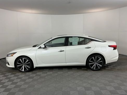 Used 2021 Nissan Altima 2.5 Platinum image 8