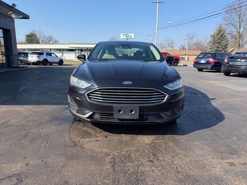 Used 2019 Ford Fusion SE image 8
