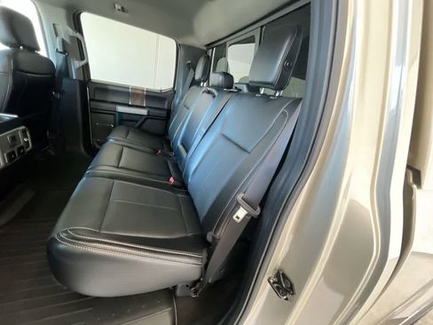 Used 2018 Ford F150 Lariat w/ Equipment Group 502A Luxury image 22