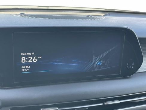 Used 2023 Hyundai Palisade Limited w/ Cargo Package FWD image 11