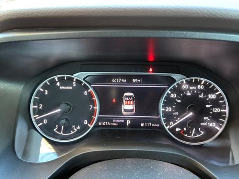 Used 2023 Nissan Rogue SV FWD image 19