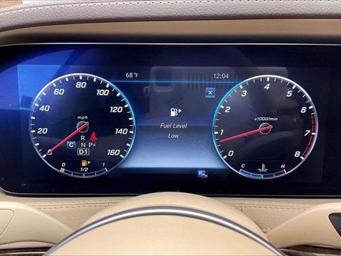 Used 2019 Mercedes-Benz S 560 Sedan image 23