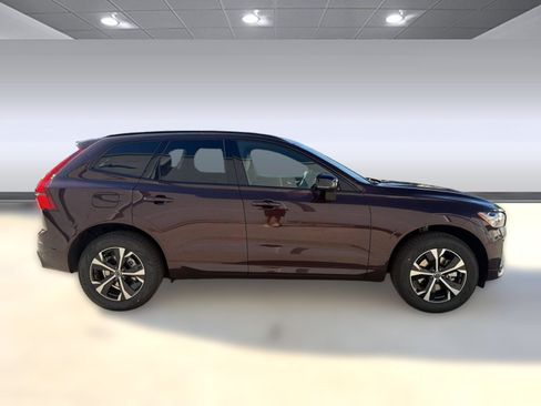 Used 2026 Volvo XC60 B5 Core w/ Climate Package AWD/4WD image 8
