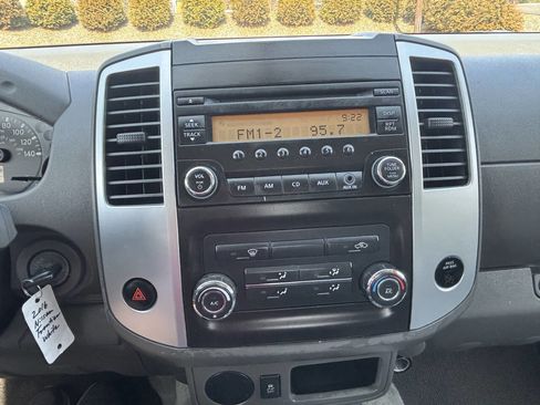 Used 2016 Nissan Frontier S image 14