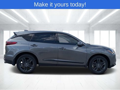 Used 2022 Acura RDX A-Spec image 2