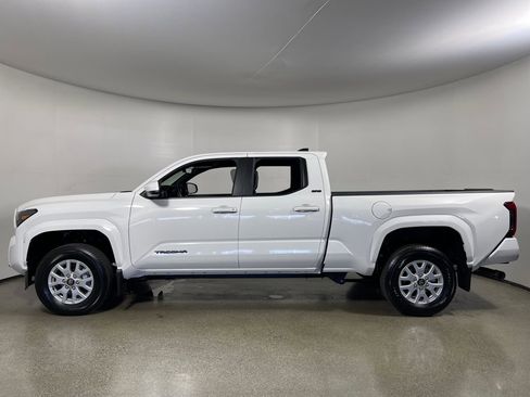 New 2025 Toyota Tacoma SR5 image 6
