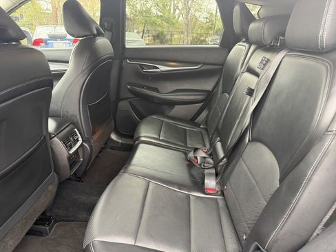 Used 2024 INFINITI QX50 Luxe image 11