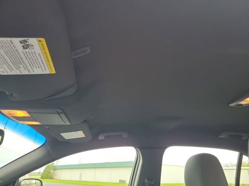 Used 2015 Ford Taurus SEL w/ Equipment Group 201A FWD image 21