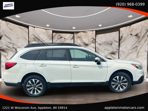 Used 2017 Subaru Outback 2.5i Limited AWD/4WD image 9