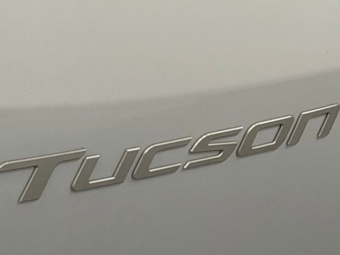 New 2026 Hyundai Tucson Limited image 7