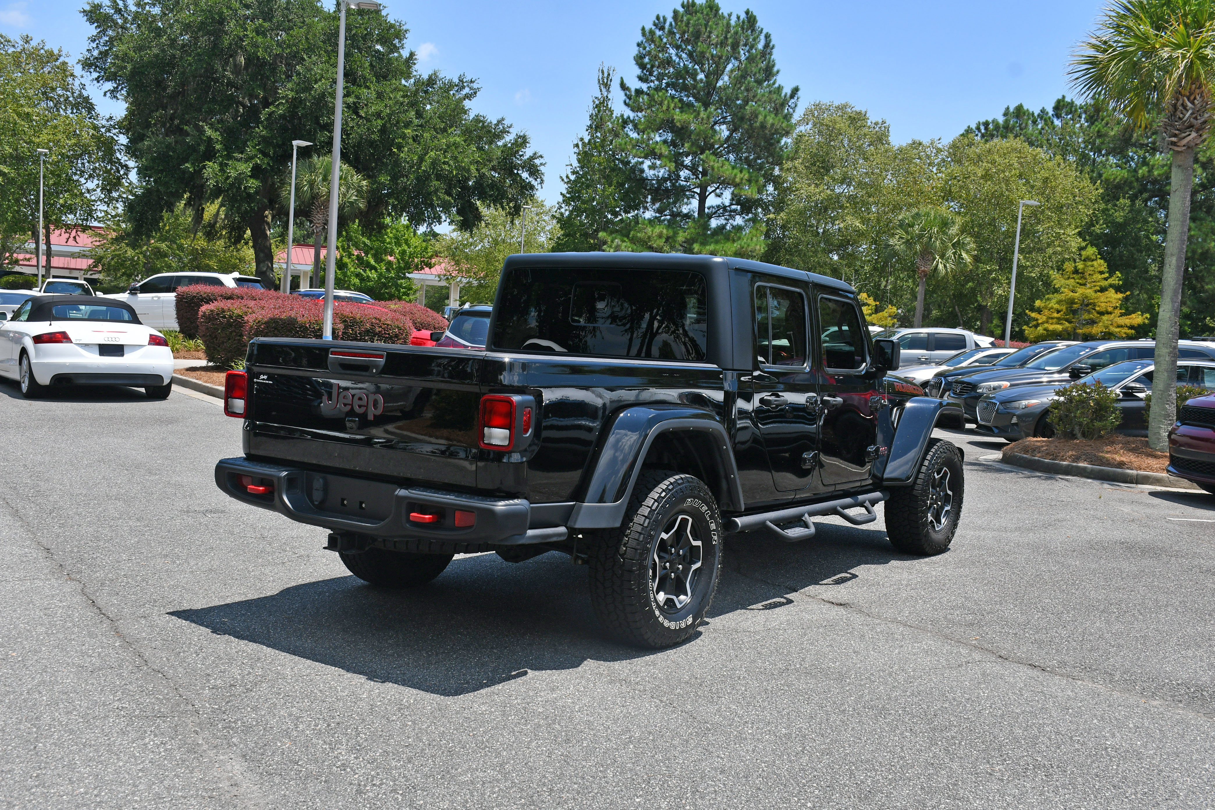 Used 2022 Jeep Gladiator Rubicon w/ Cold Weather Group AWD/4WD image 4