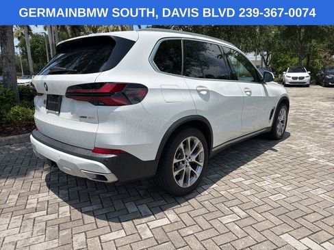 Certified 2024 BMW X5 xDrive40i w/ Premium Package AWD/4WD image 9