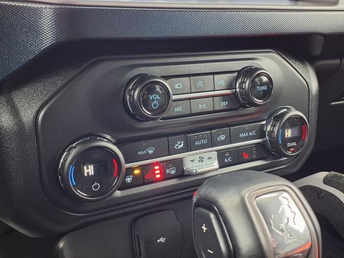 Used 2023 Ford Bronco Outer Banks image 14