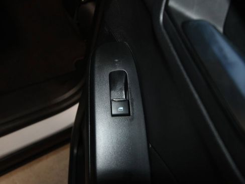 Used 2025 Ford Escape ST-Line w/ Equipment Group 301A FWD image 26
