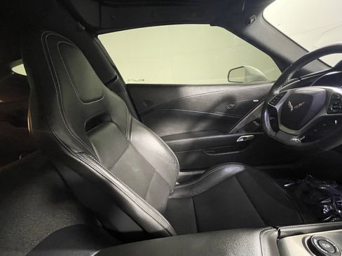 Used 2019 Chevrolet Corvette Stingray Coupe w/ 1LT image 15