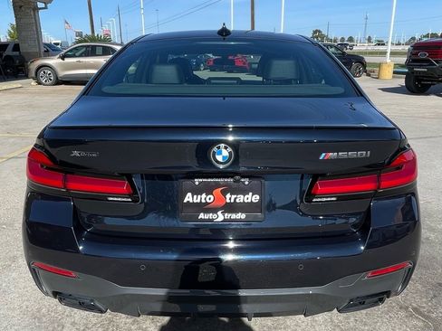 Used 2022 BMW M550i xDrive M550i xDrive image 11