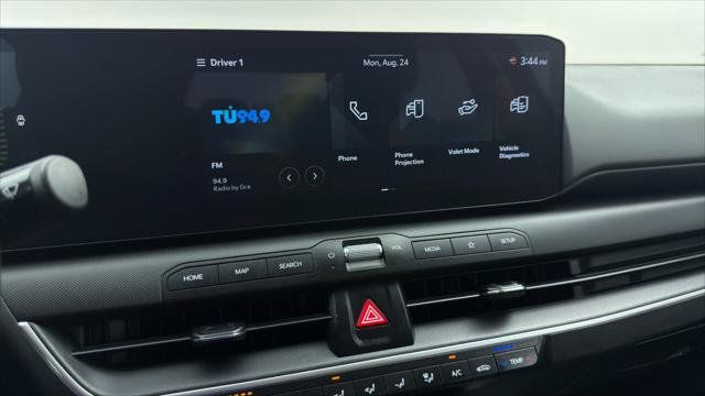 Used 2025 Kia K4 FWD image 28