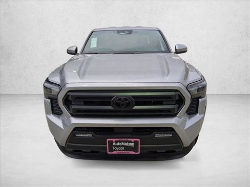 Used 2025 Toyota Tacoma SR5 image 6