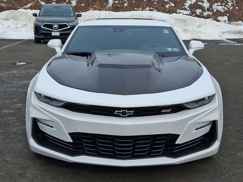 Used 2020 Chevrolet Camaro SS image 2
