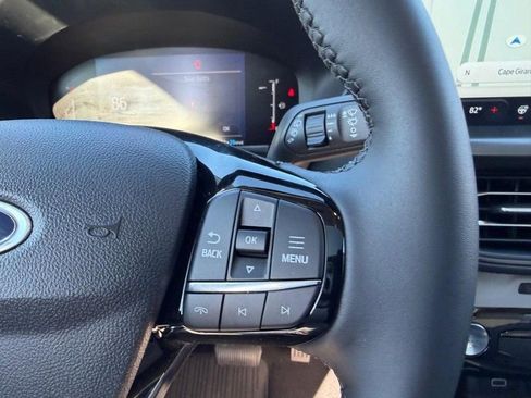 New 2026 Ford Escape SE image 15