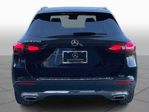 New 2026 Mercedes-Benz GLA 250 image 4