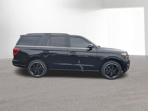 Used 2023 Ford Expedition Limited AWD/4WD image 11