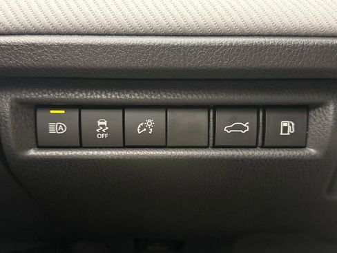 Certified 2025 Toyota Camry SE w/ Convenience Package image 22