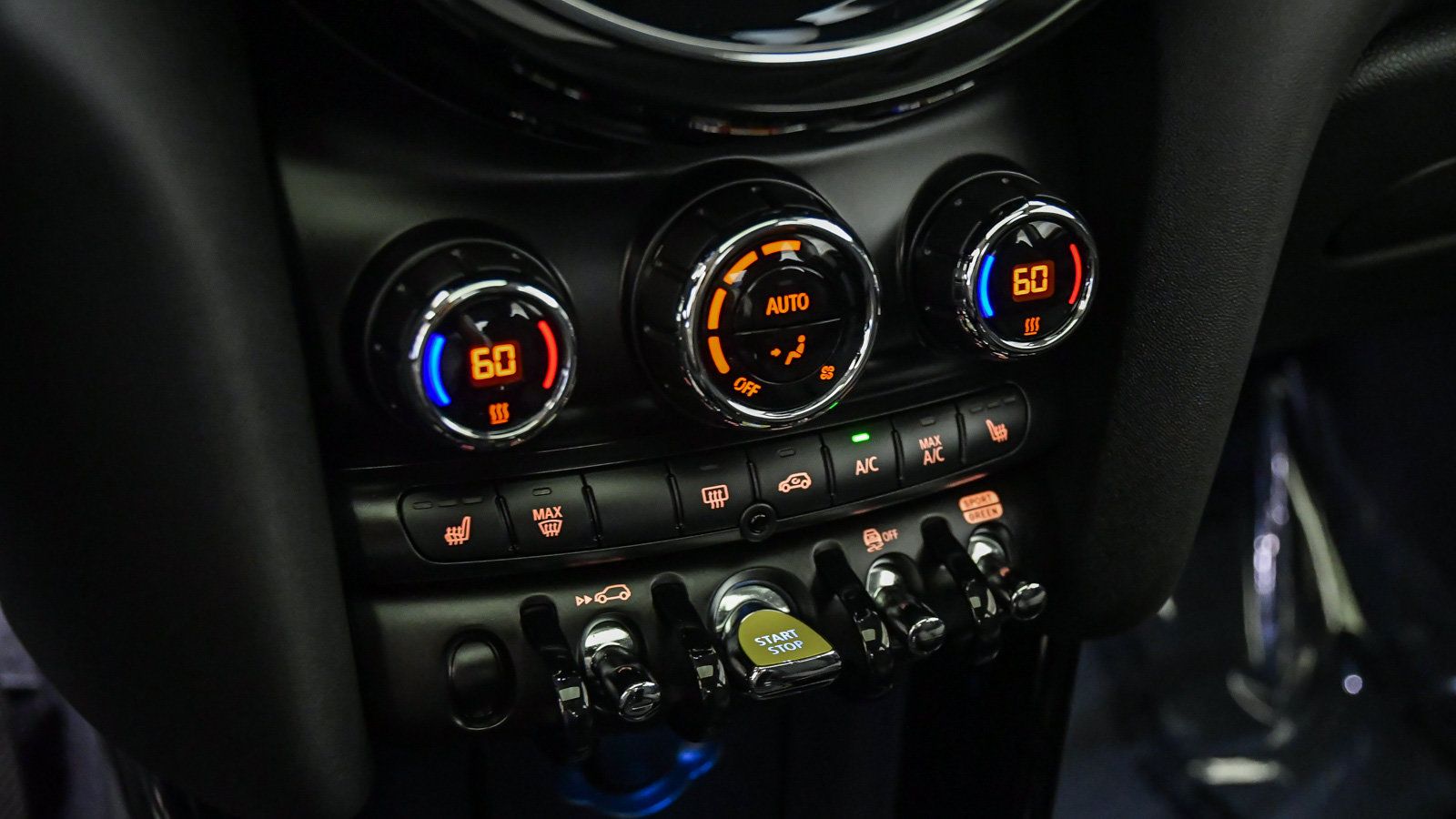 Used 2024 MINI Cooper SE FWD image 22