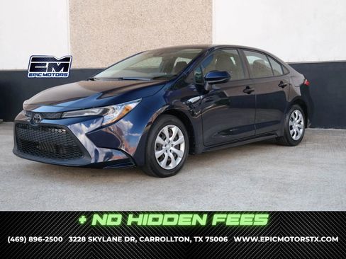 Used 2021 Toyota Corolla LE image 1