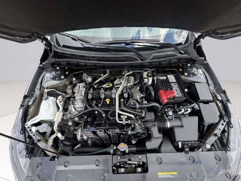 Used 2024 Nissan Altima 2.5 SV FWD image 51