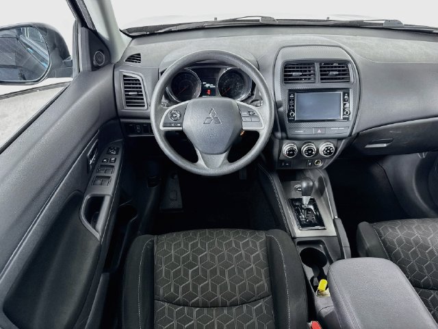 Used 2024 Mitsubishi Outlander Sport ES AWD/4WD image 21