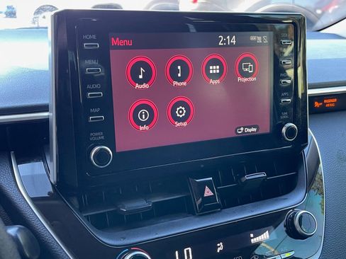 Used 2020 Toyota Corolla LE w/ Carpet Mat Package (TMS) image 32