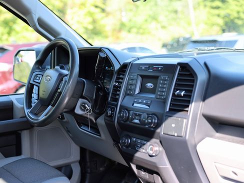 Used 2019 Ford F150 XL w/ Equipment Group 101A Mid image 10