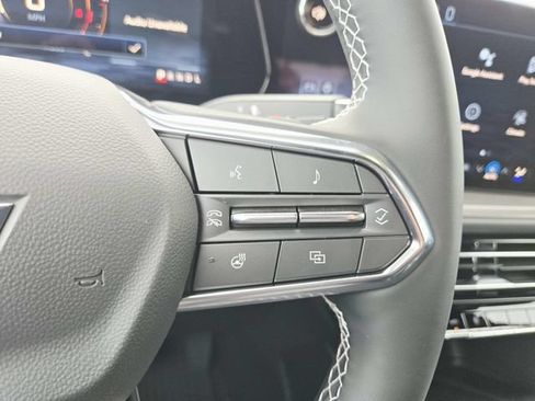 New 2026 Chevrolet Traverse LT w/ Midnight/Sport Edition AWD/4WD image 19