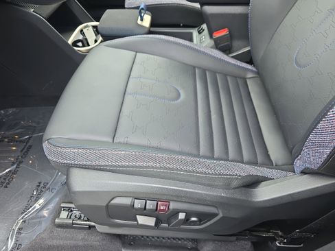 Used 2025 MINI Cooper Countryman S w/ Comfort Package Max image 19