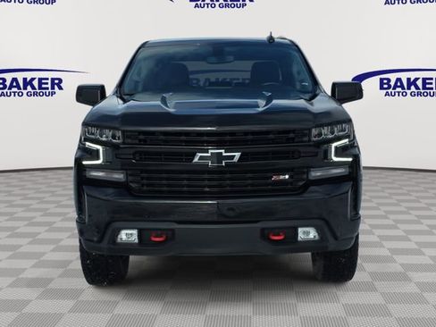 Used 2022 Chevrolet Silverado 1500 LT Trail Boss w/ Bed Protection Package AWD/4WD image 2