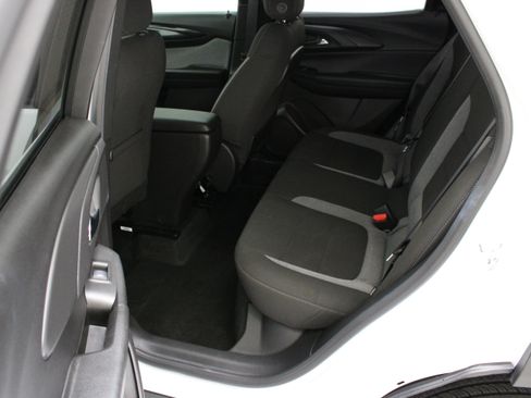Used 2025 Chevrolet TrailBlazer LT w/ Driver Confidence Package FWD image 27