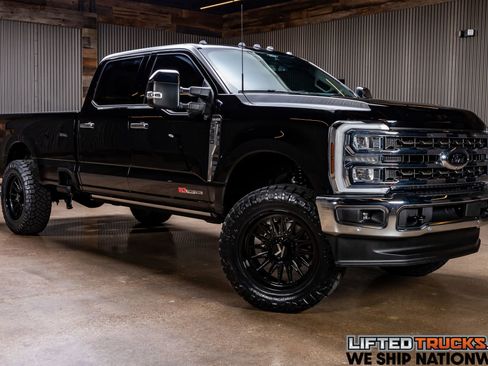 Used 2025 Ford F350 King Ranch w/ Chrome Package image 1