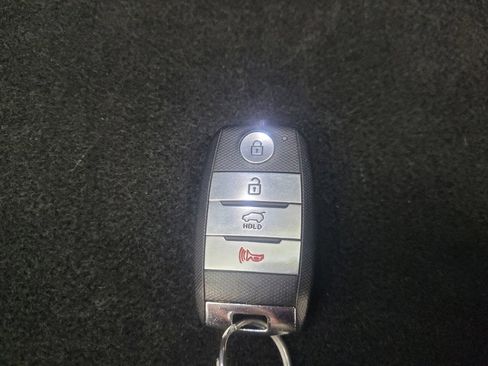 Used 2019 Kia Sorento EX w/ EX Touring Package AWD/4WD image 32