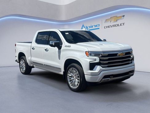 Used 2024 Chevrolet Silverado 1500 High Country w/ High Country Premium Package AWD/4WD image 7