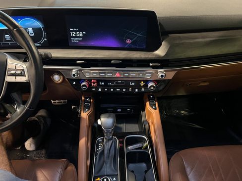 Used 2024 Kia Telluride SX X-Pro image 16