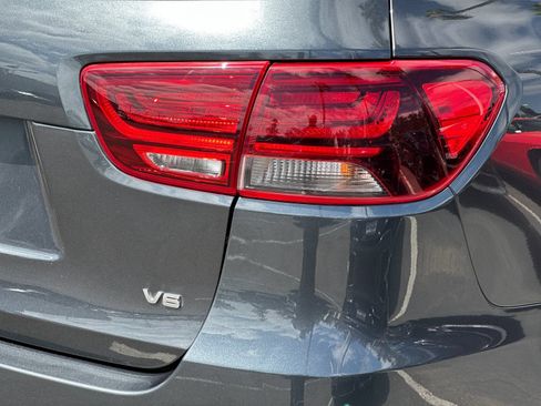 Used 2020 Kia Sorento S FWD image 25