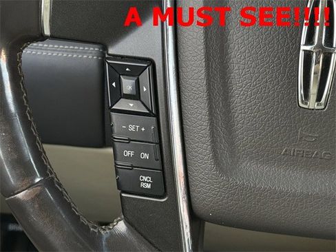 Used 2017 Lincoln Navigator Reserve image 14