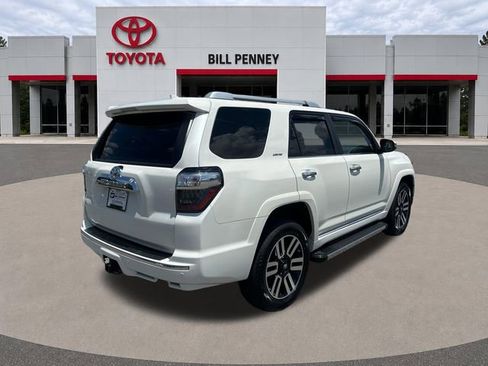 Used 2021 Toyota 4Runner Limited AWD/4WD image 5