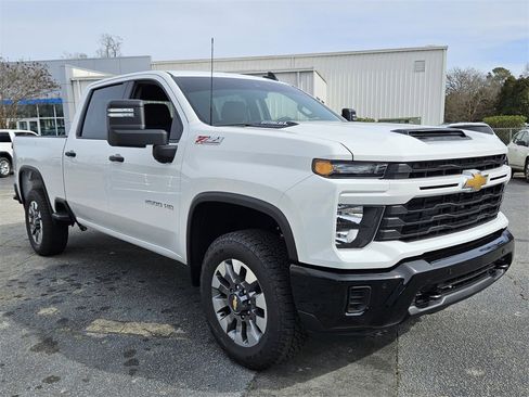 New 2026 Chevrolet Silverado 2500 Custom w/ Custom Value Package image 15