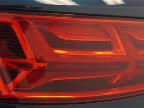 Used 2019 Audi Q7 2.0T Premium w/ Convenience Package AWD/4WD image 42