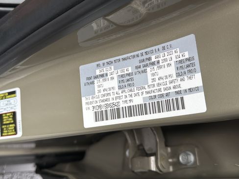 Used 2025 MAZDA CX-30 Carbon AWD/4WD image 26