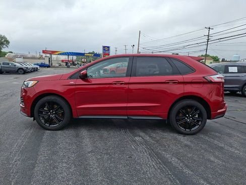 Certified 2021 Ford Edge ST-Line AWD/4WD image 4