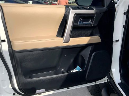 Used 2023 Toyota 4Runner SR5 Premium image 21