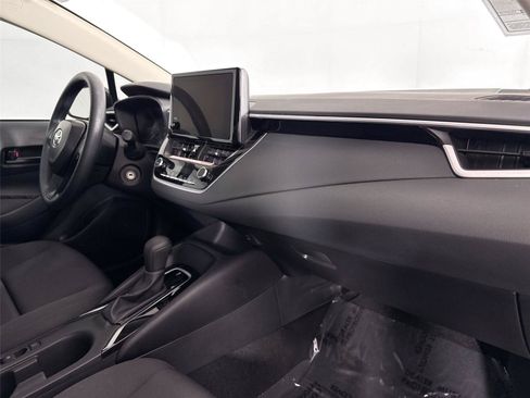 Certified 2025 Toyota Corolla LE FWD image 38